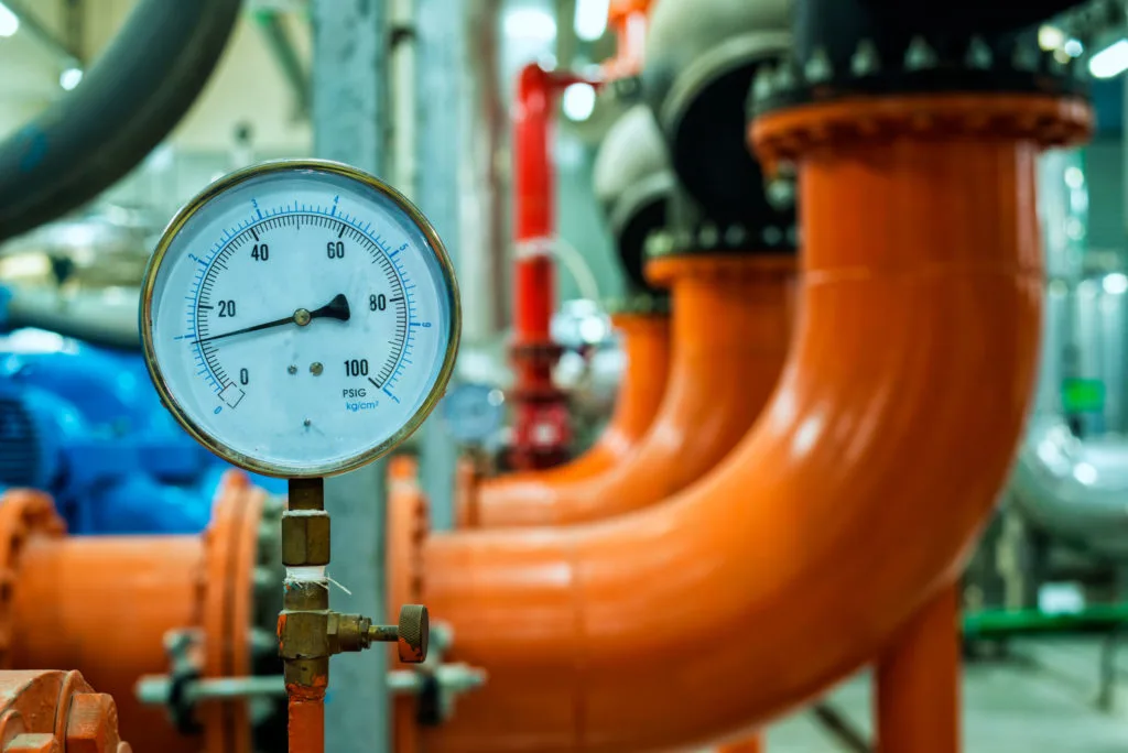 خطرات ناشی از افت یا افزایش فشار مبرد